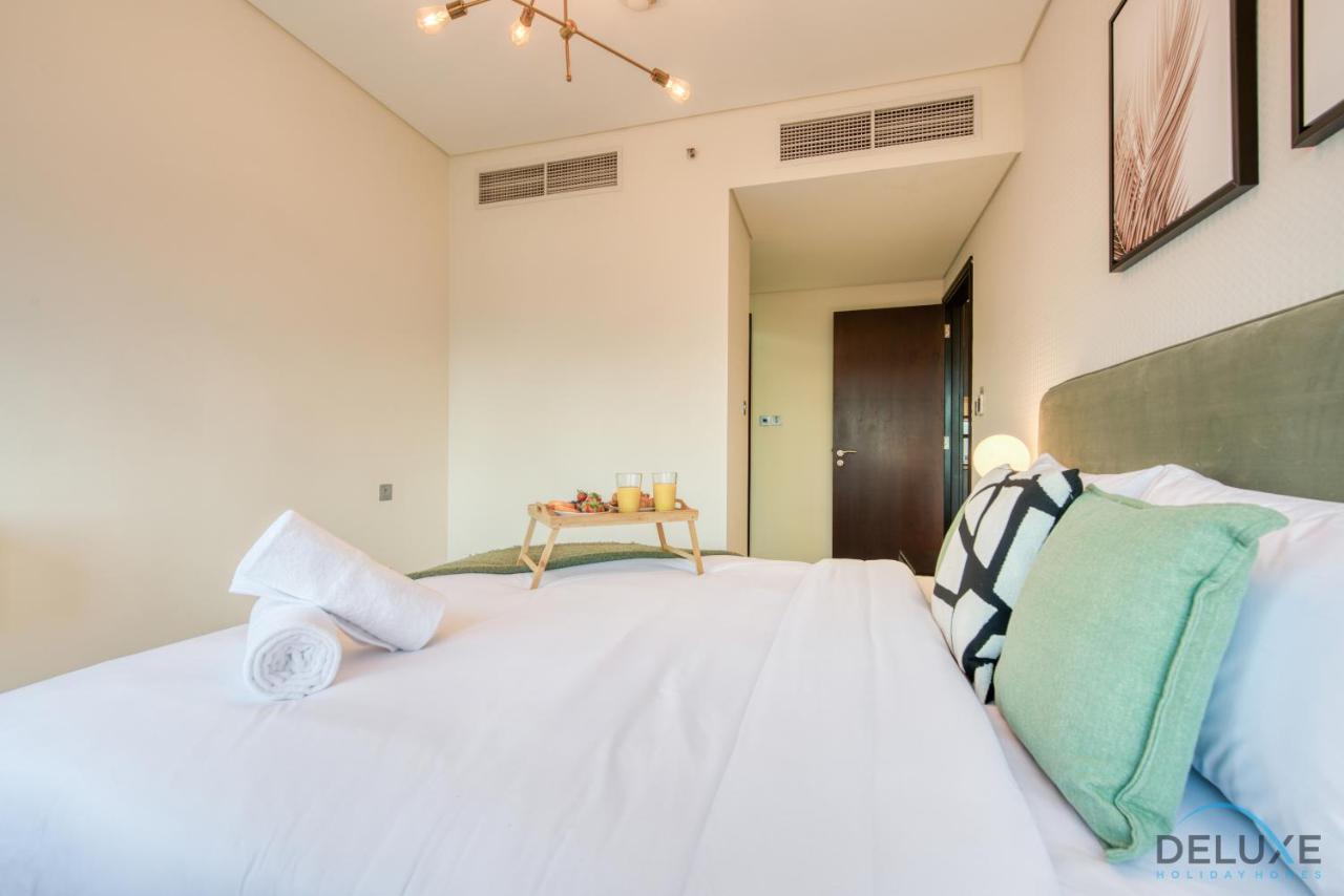 Elegant With Balcony & Prime Location By Deluxe Homes Apartment Dubai