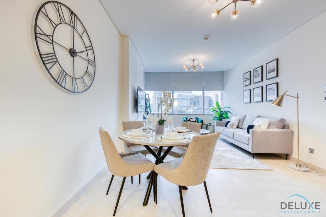 Elegant With Balcony & Prime Location By Deluxe Homes Apartment Dubai